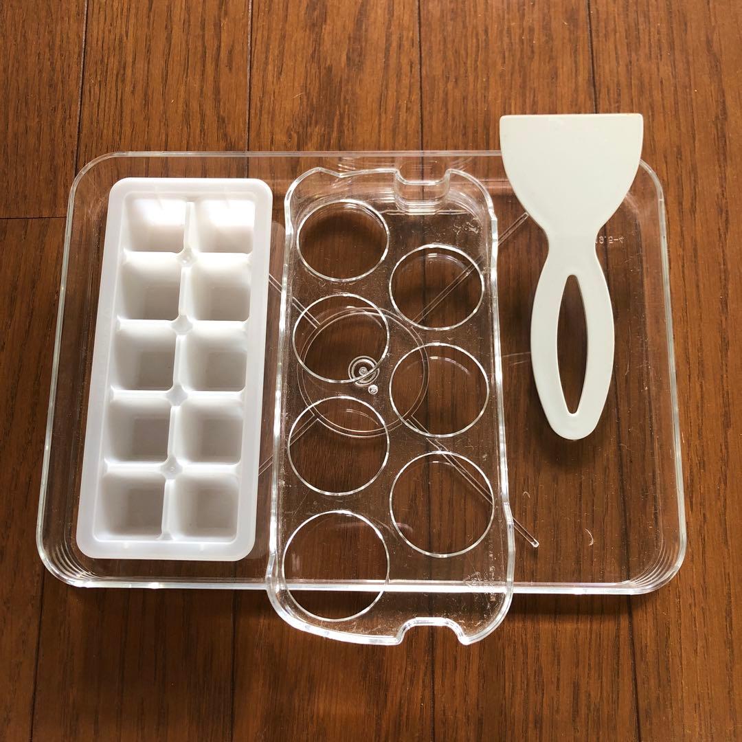 冷蔵庫　小型　白