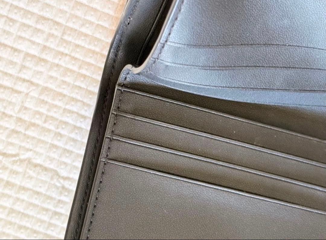 coach 美品　三つ折り財布 黒 ゴールド装飾