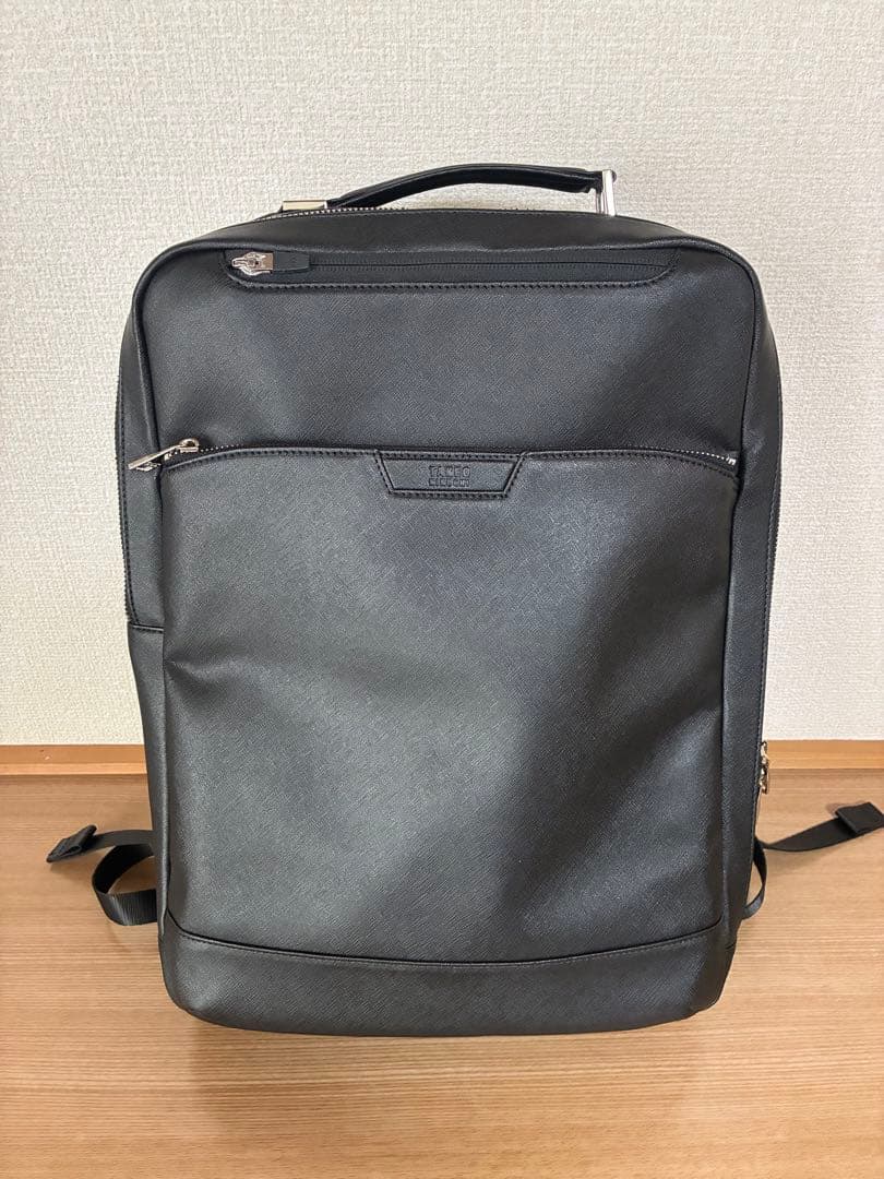 TAKEO KIKUCHI 薄マチ ビジネス バックパック サフィアーノ調
