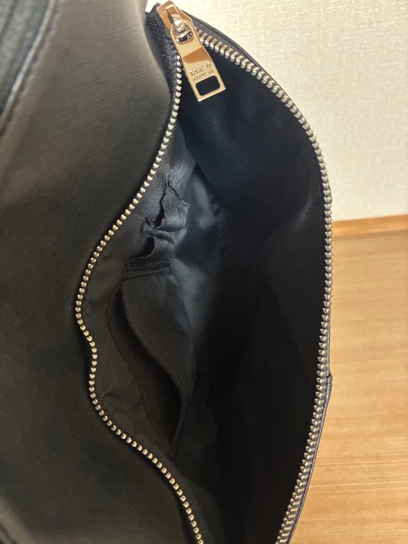 TAKEO KIKUCHI 薄マチ ビジネス バックパック サフィアーノ調