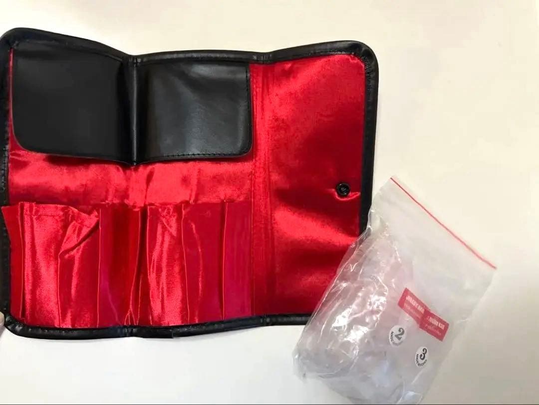 3月18日出品終了　ネイリスト検定3級　2級　セット　筆入とチップのおまけ付き