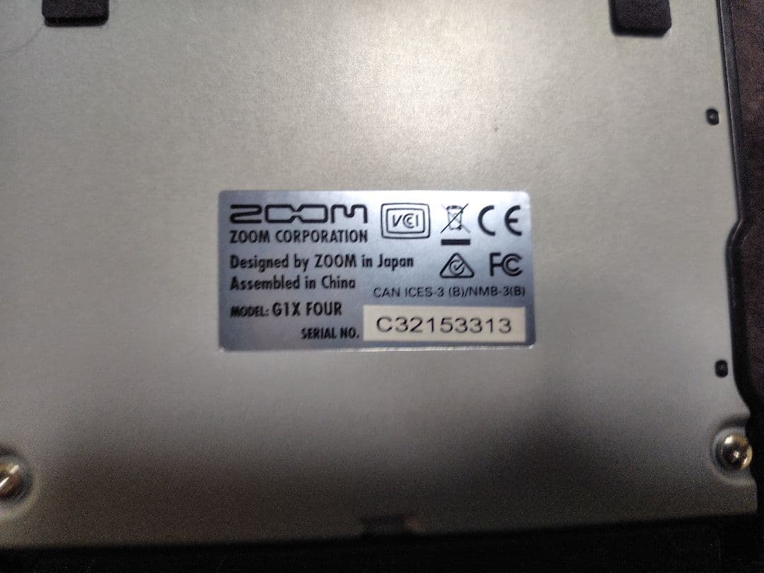ZOOM G1XFOUR EXペダル付きマルチエフェクター
