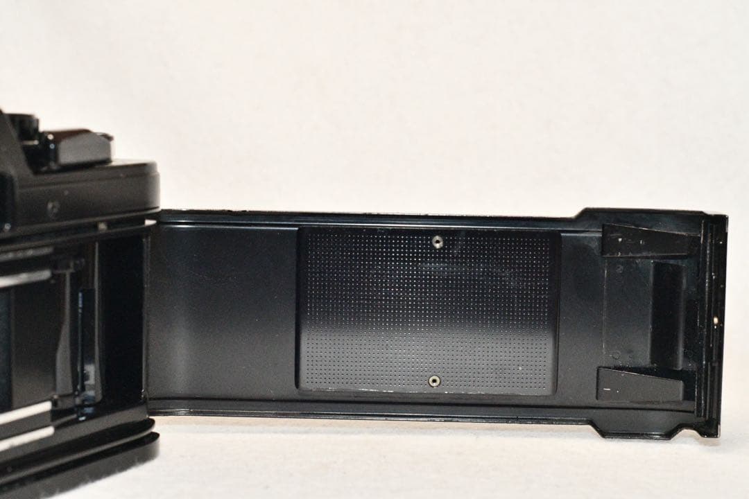 《動作品》OLYMPUS OM10+標準レンズ付きフィルムカメラ a418