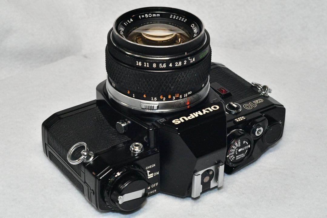《動作品》OLYMPUS OM10+標準レンズ付きフィルムカメラ a418