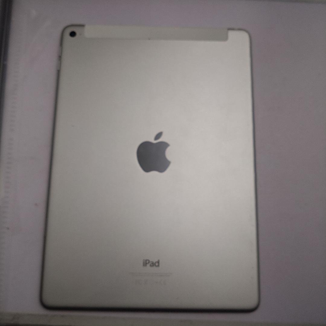 Apple iPad mini2 ME818J/A　ROM:16GB　動作中古