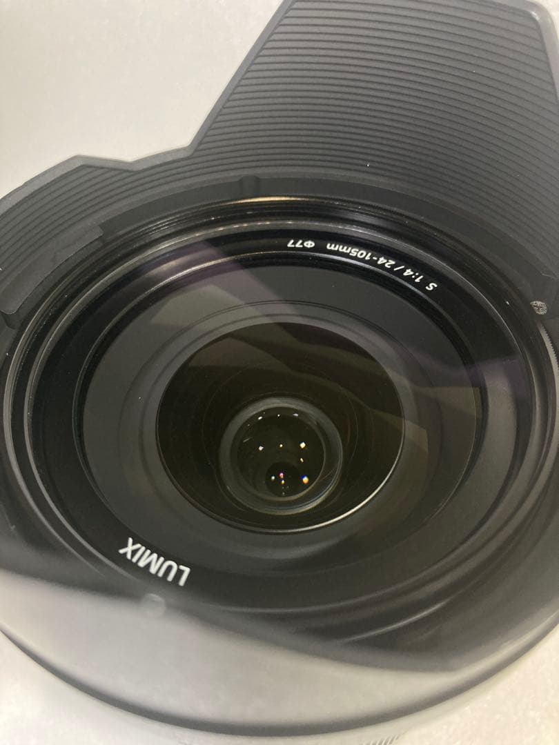 LUMIX 24-105mm f/4 ズームレンズ　Lマウント