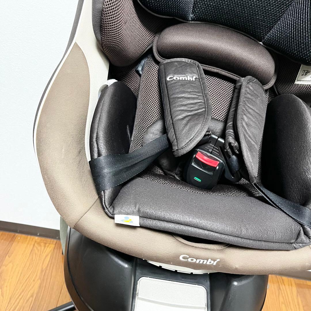 【極美品】コンビ チャイルドシート ネルームエッグショック NC-470