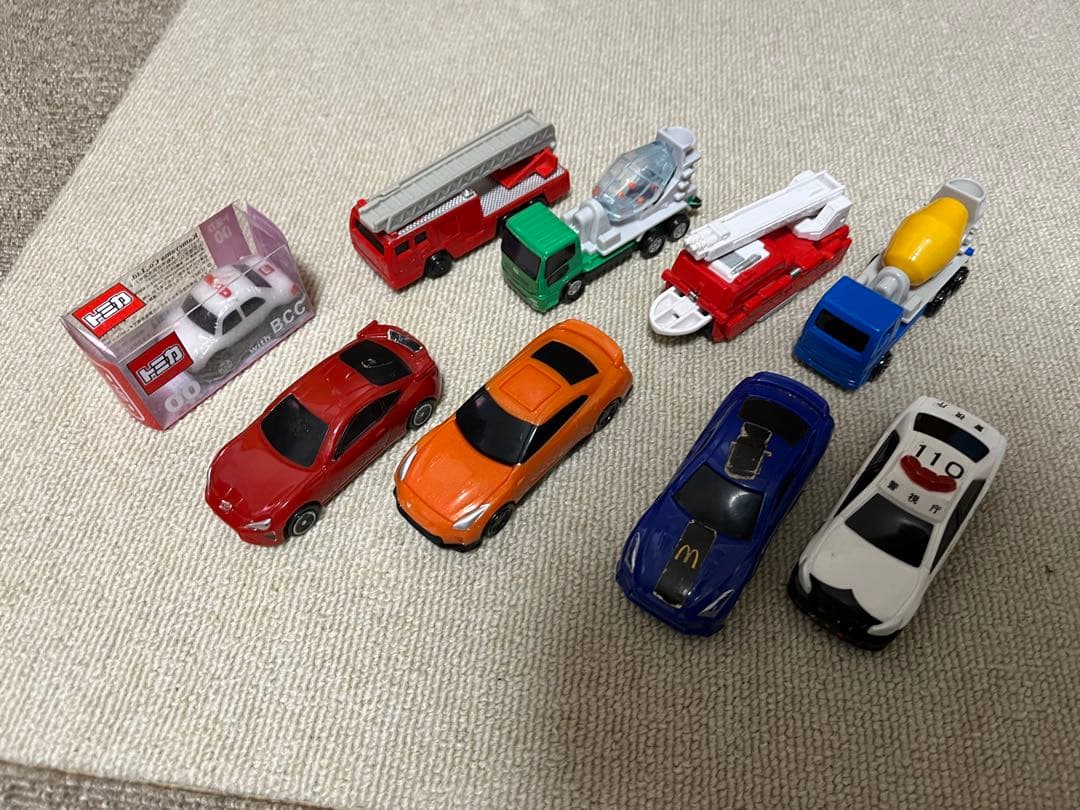 トミカ　にぎやかドライブ　コンボイ　キャリアカー　収納ケース　まとめ売り