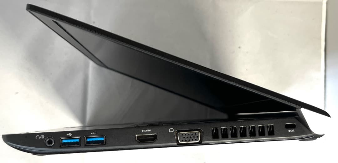 dynabook R73/D 第6世代 Core i7-6500U Win11