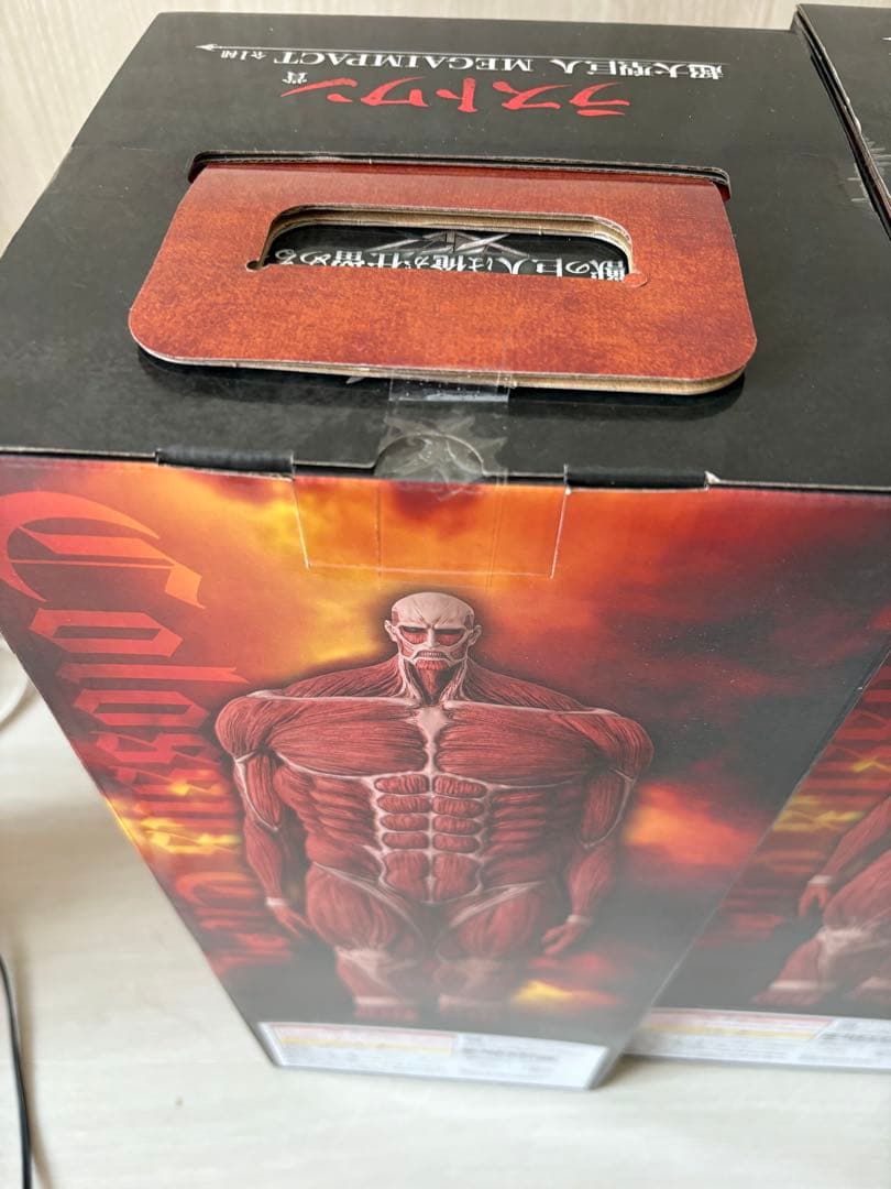 進撃の巨人 MEGA IMPACT 一番くじ　超大型巨人　ラストワン　2体