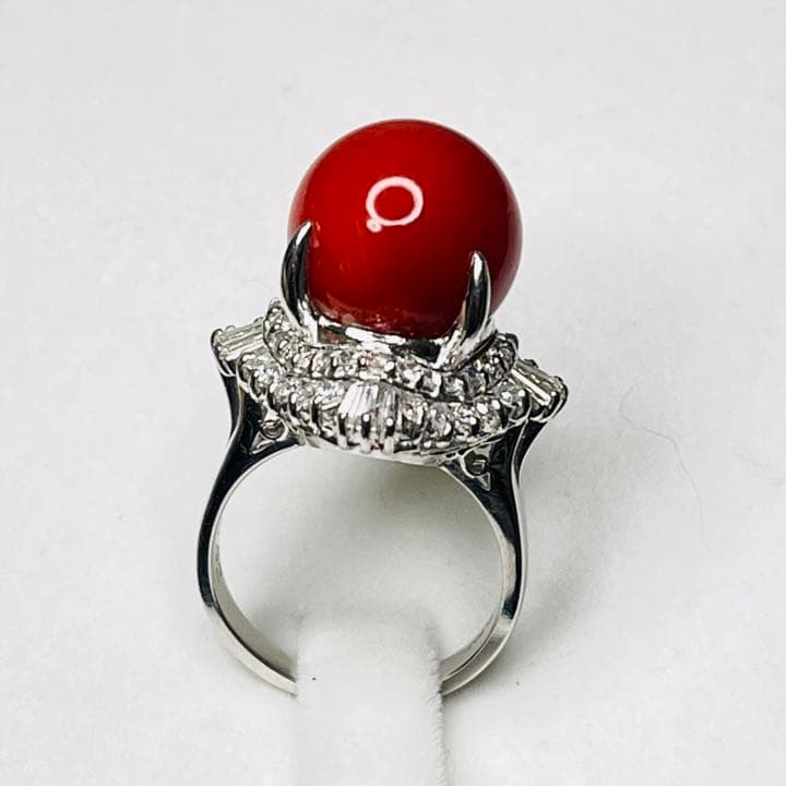 東*堂様 【美品】大珠 天然血赤珊瑚ダイヤモンドpt900リング