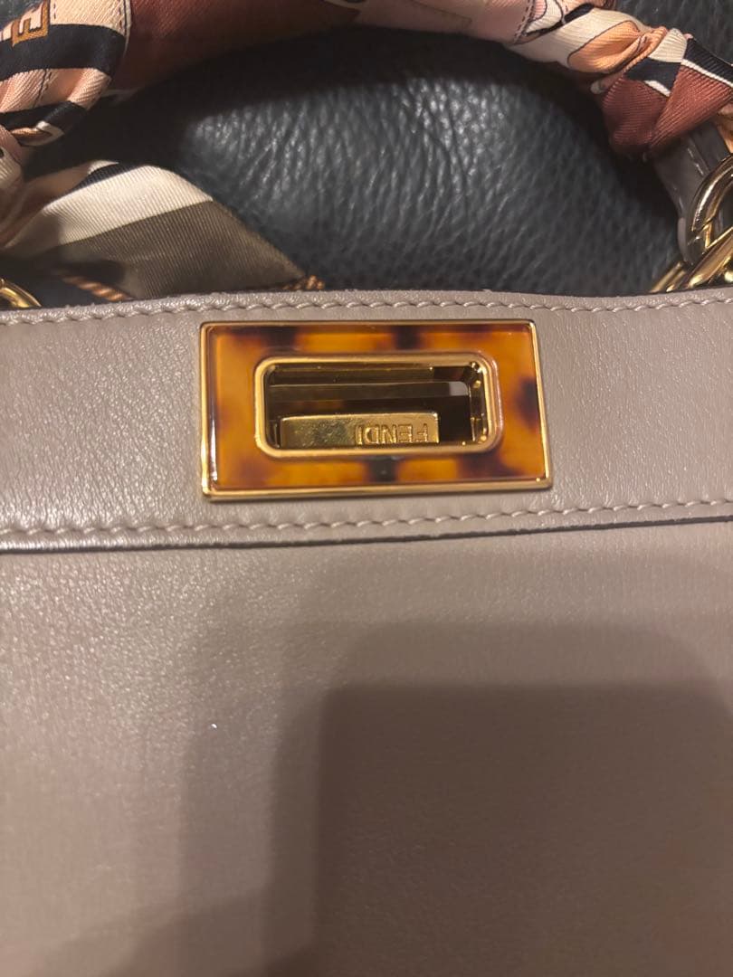 FENDI フェンディ　アイシーユー　ショルダーバック　ハンドバック　ベージュ