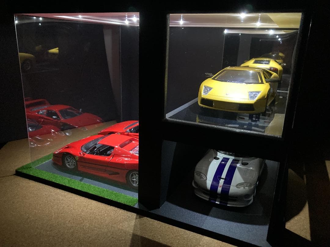 モデルカー用ジオラマ：1/24 ショールーム＆ガレージⅣ（吹き抜け2階タイプ）