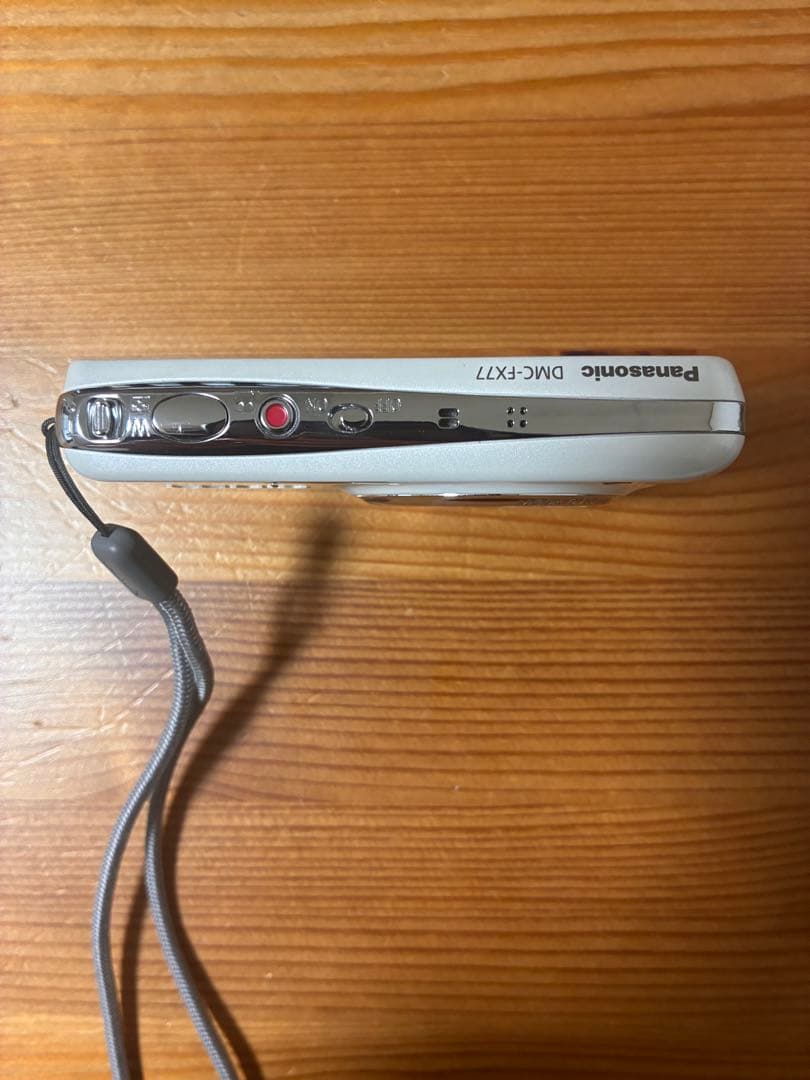 Panasonic パナソニックLUMIX DMC-FX77 デジタルカメラ