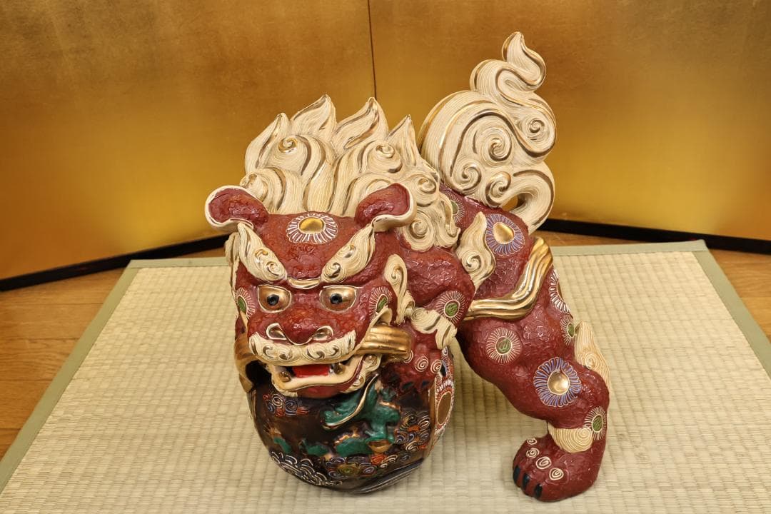 九谷焼　八幡釜　須栄義　獅子　龍玉　置物　床飾　縁起物　高さ35㎝　BK045