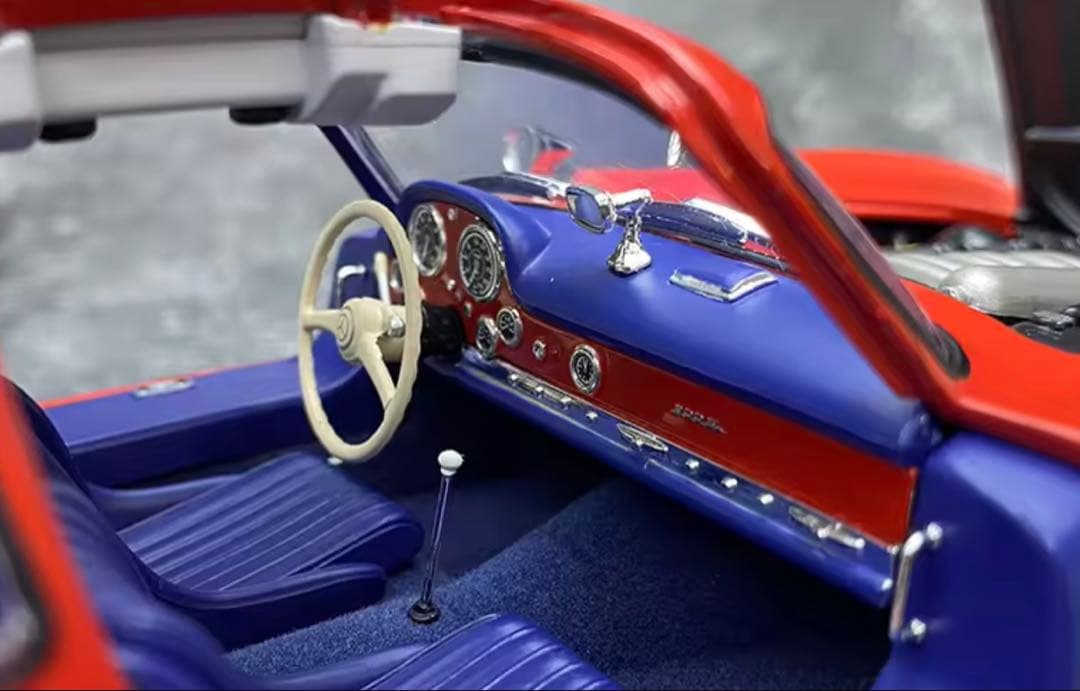 MINICHAMPS 1:18 スケール　メルセデス・ベンツ 300SL