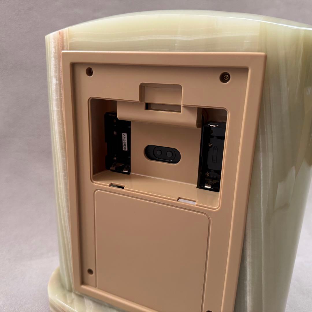 未使用 SEIKO セイコー エンブレム 大理石 置き時計 HW521M