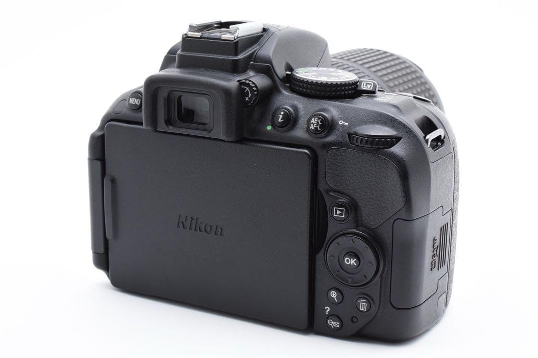 遠くまで撮れる高機能レンズ✨Nikon D5300✨初心者におすすめ✨