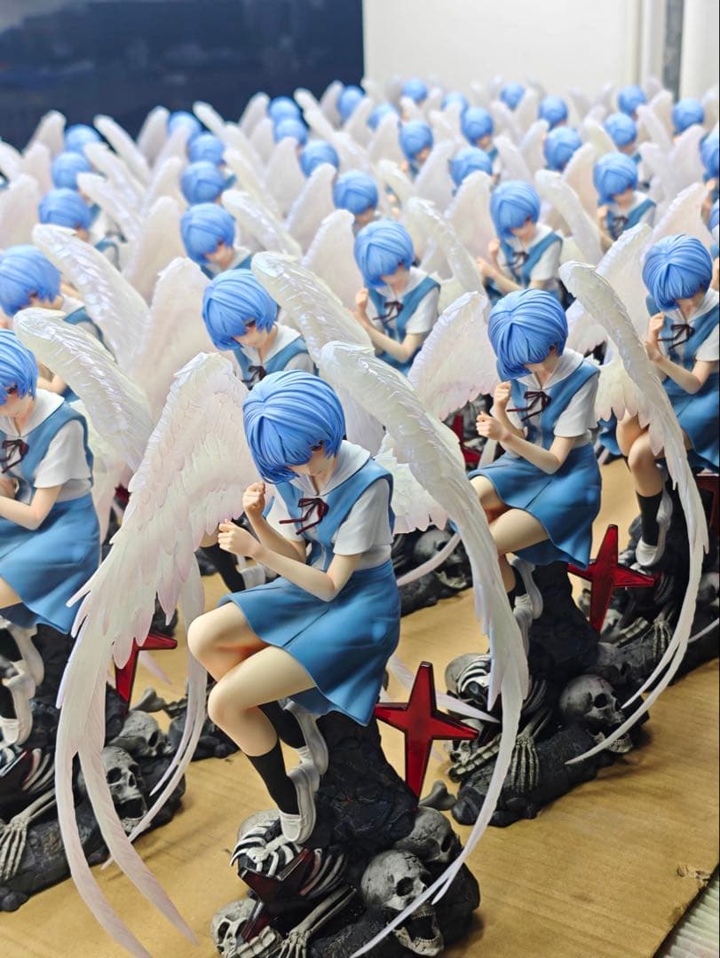 綾波レイ　フィギュア　エヴァンゲリオン