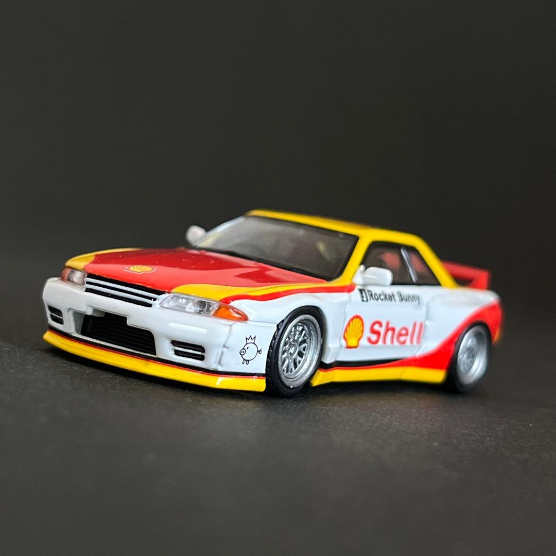 1/64 シェル 32GT-R パンデム ロケバニINNO64 × TINY