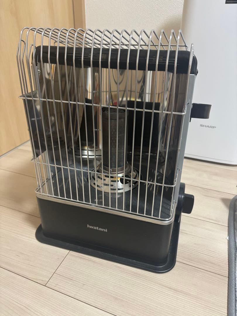 Iwatani イワタニ カセットガスストーブ デカ暖