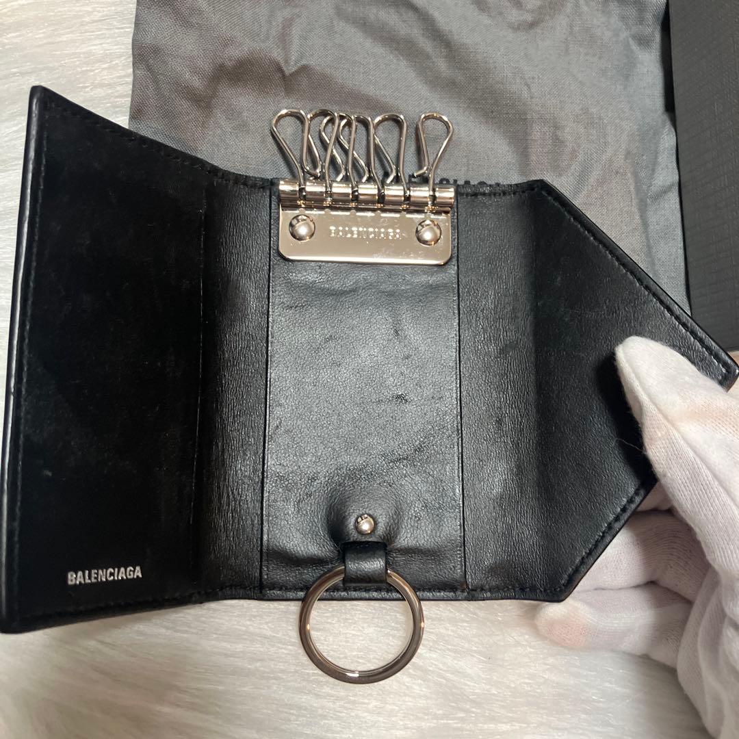 バレンシアガ　キーケース　キーリング　黒　水玉　キーホルダー　ストラップ0707