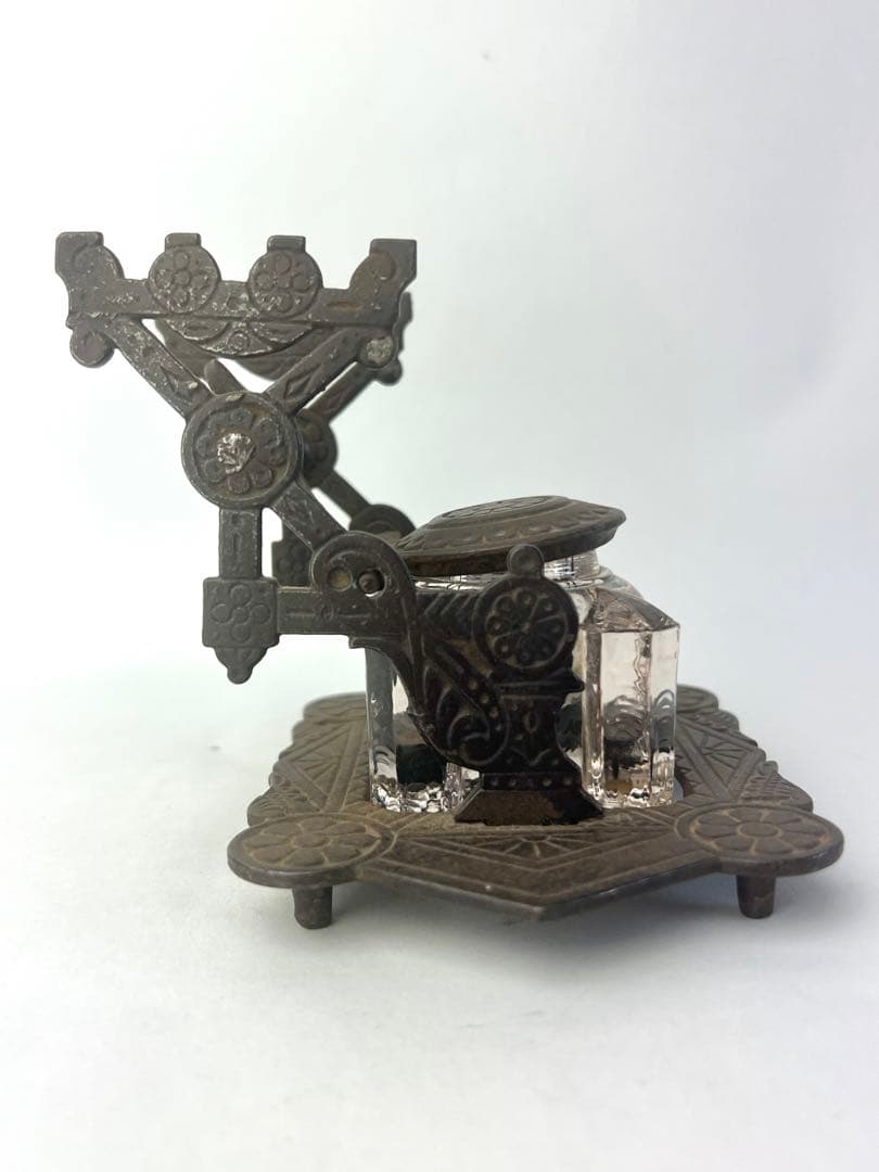 146年もの アンティーク インク壺 ペンレスト 1879年製 つけペン ガラス