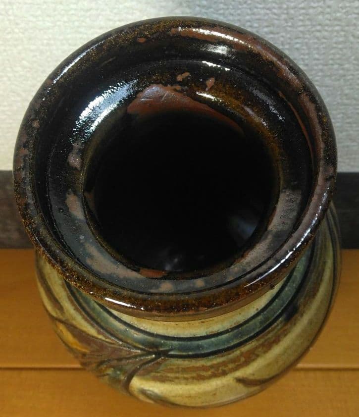 【緑一色】人間国宝 金城次郎 海老魚文花瓶 栞 共箱 無傷 壷屋焼やちむん