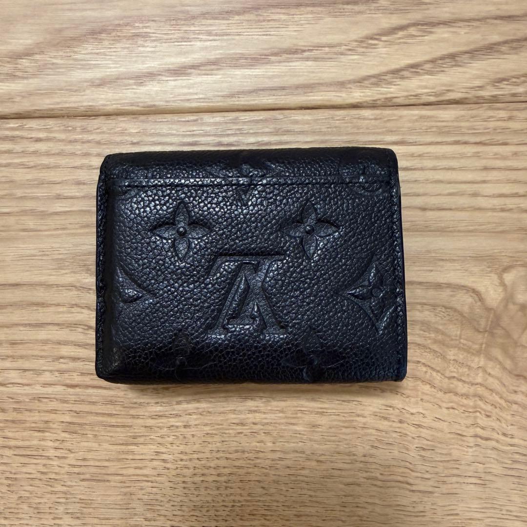 100%正規品　年内SALE中‼️ルイヴィトン　ポルトフォイユ・ゾエ　三つ折り財布