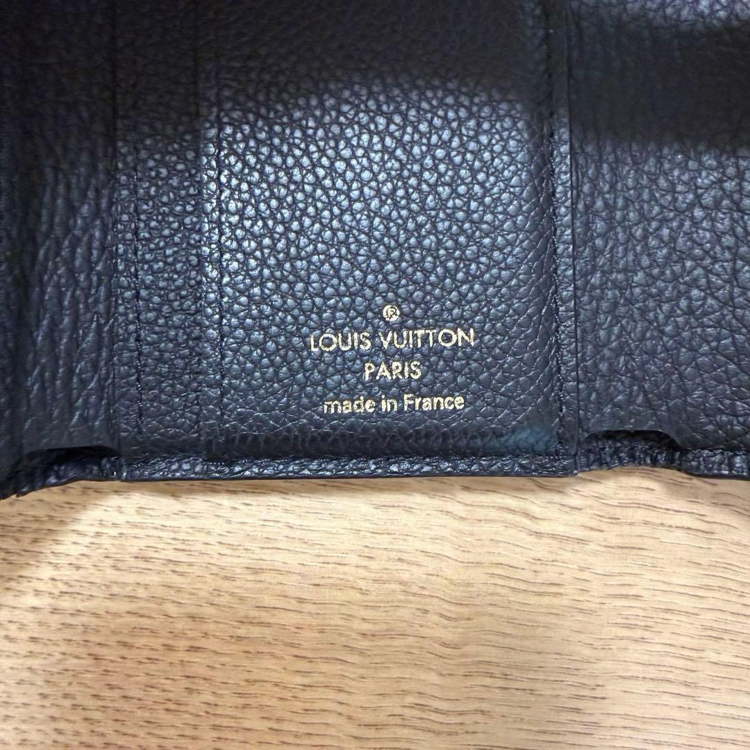 100%正規品　年内SALE中‼️ルイヴィトン　ポルトフォイユ・ゾエ　三つ折り財布