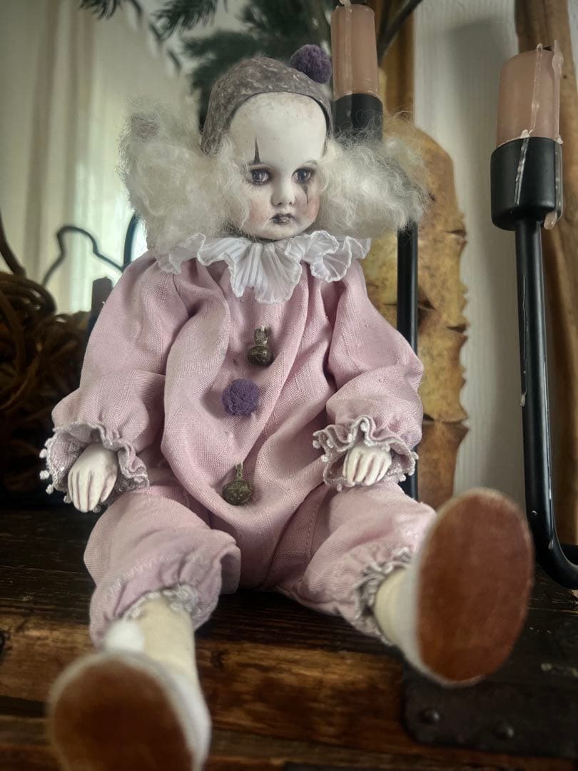 人形 ピンクの布製ピエロ人形