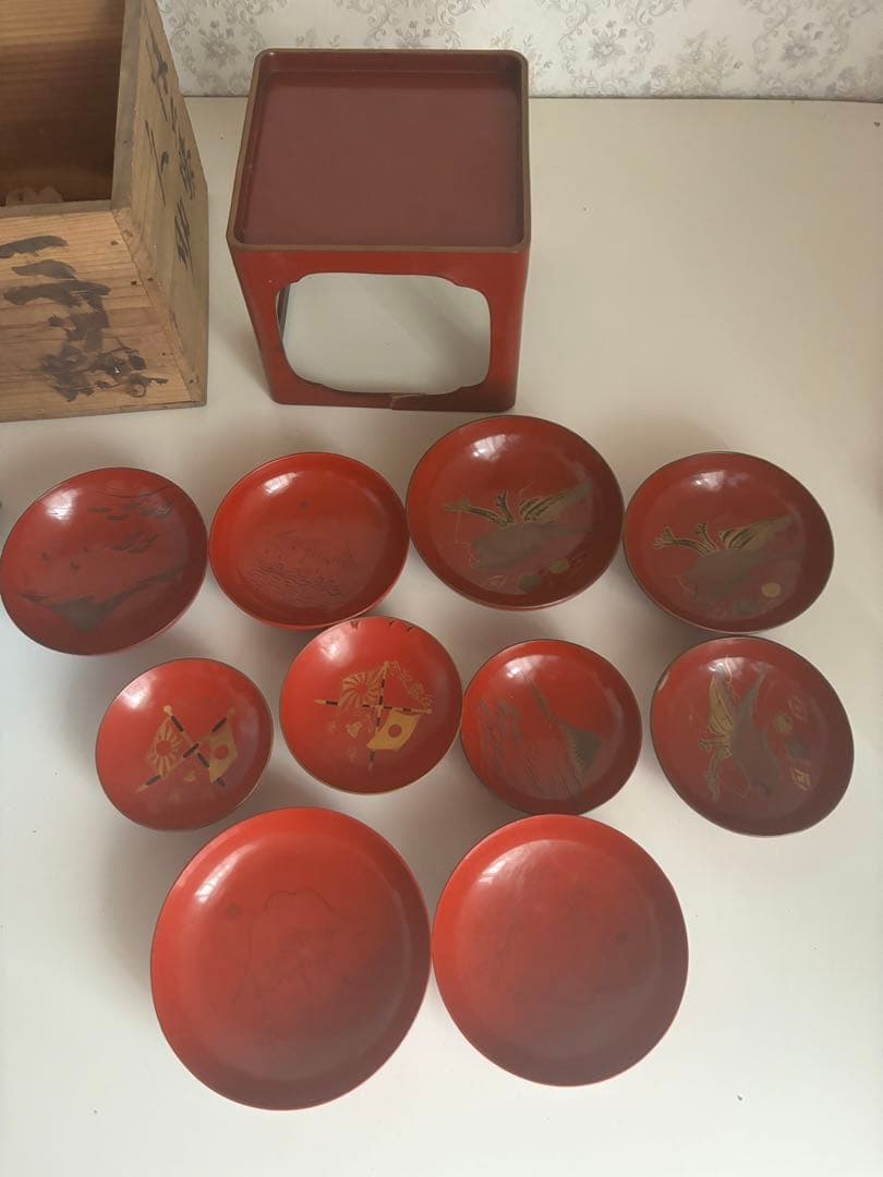 ビンテージ！古道具！推定　明治　征露記念　漆　盃　セット　木箱入り　10個　台