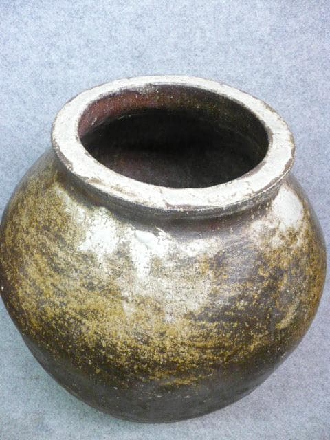 越前焼 自然釉 壷 刻印有り [B31502]