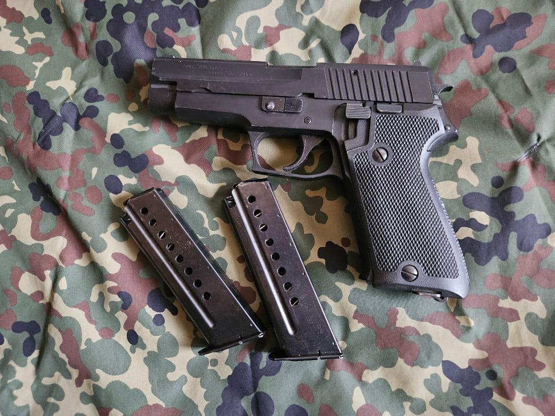 タナカワークスSIG SAUER P220 陸上自衛隊 9mm拳銃 モデルガン