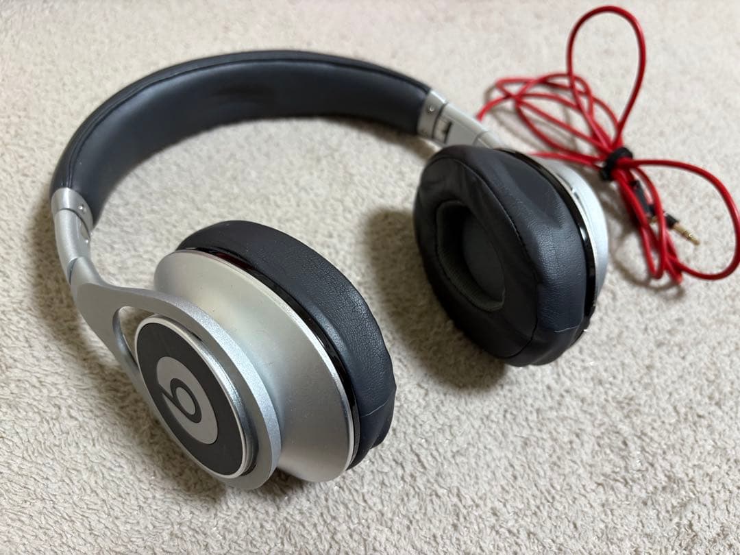 Beats by Dr. Dre Beats Executive 動作確認済