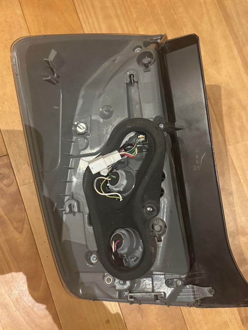 プリウス　30系　G’s テール