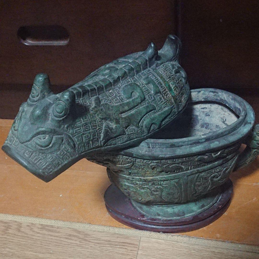 中国の金属製置物　骨董品　アンティーク