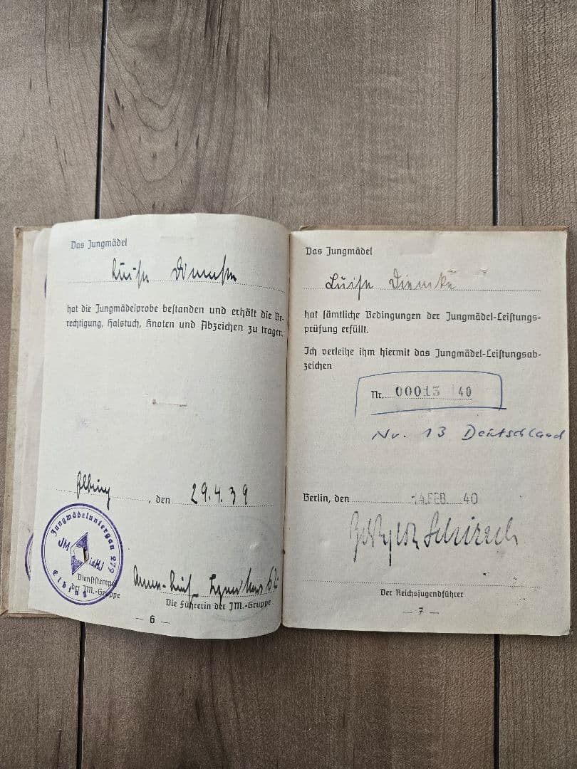 第二次大戦頃実物　HJ ドイツ青年団　手帳