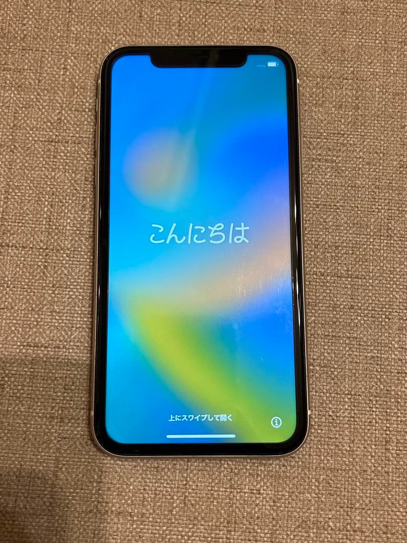 iPhone 11 ホワイト 64 GB