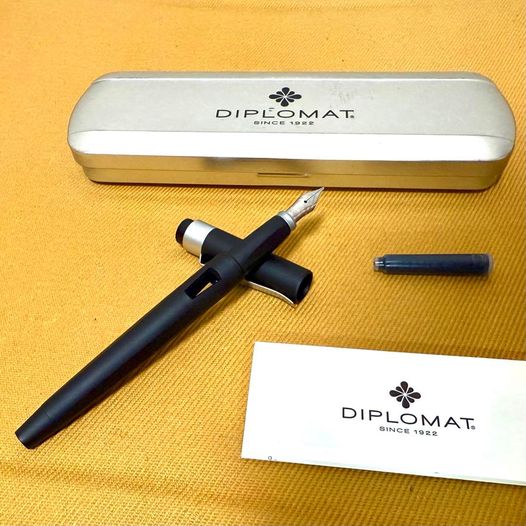 特殊な？万年筆４本セット モンテヴェルデ　オムニフレックス　長刃ペン先　ほか