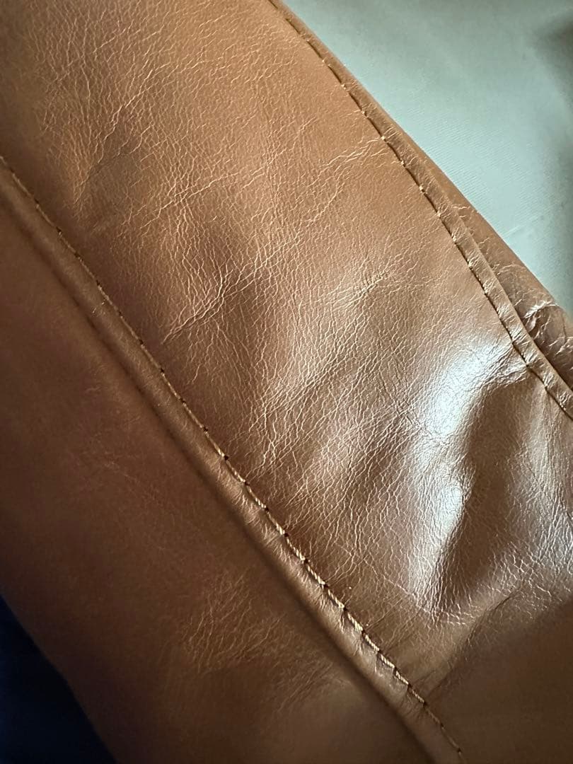 や*ま様 ウニコ　unico レザークッション　本革　茶色　ベージュ　ブラウン