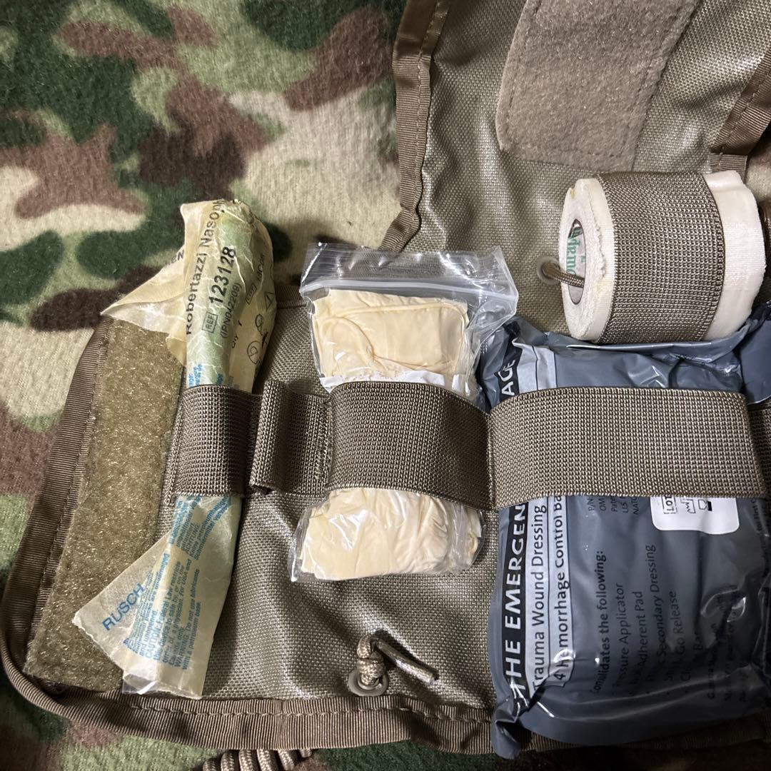 未使用品　MULTICAM IFAK FIRST AID KIT セット　①