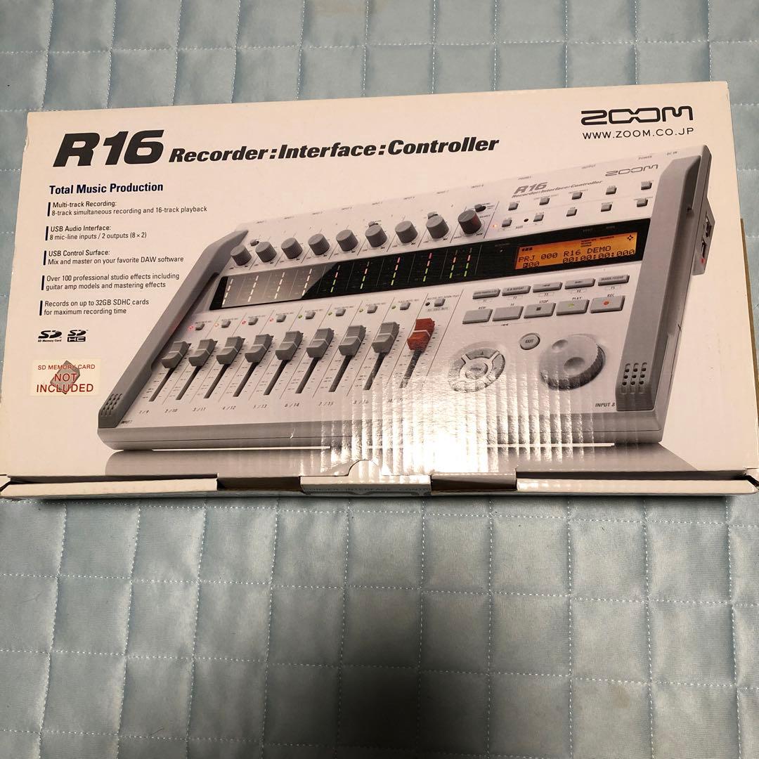 ZOOM R16 レコーダー・インターフェース・コントローラー