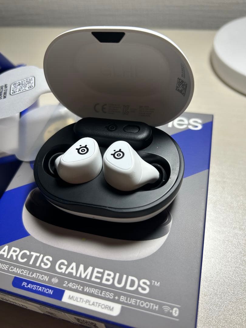 SteelSeries Arctis Gamebuds ワイヤレスイヤホン