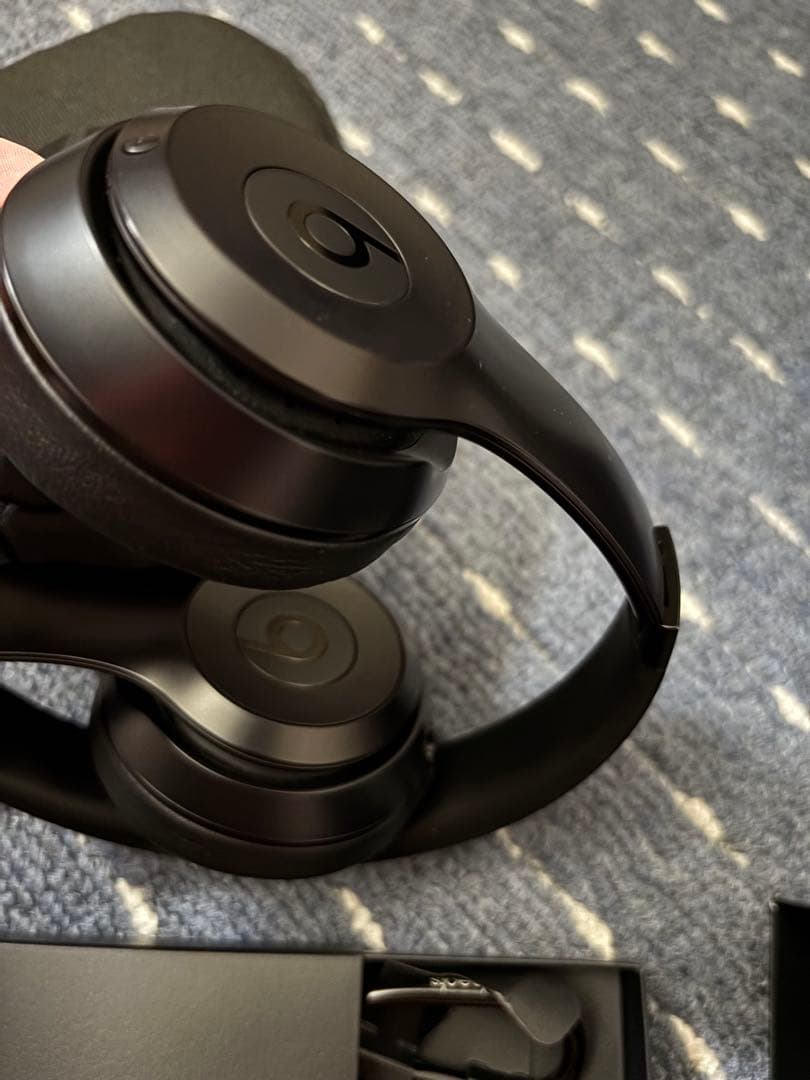 【美品】Beats Solo3 ワイヤレスヘッドホン ブラック