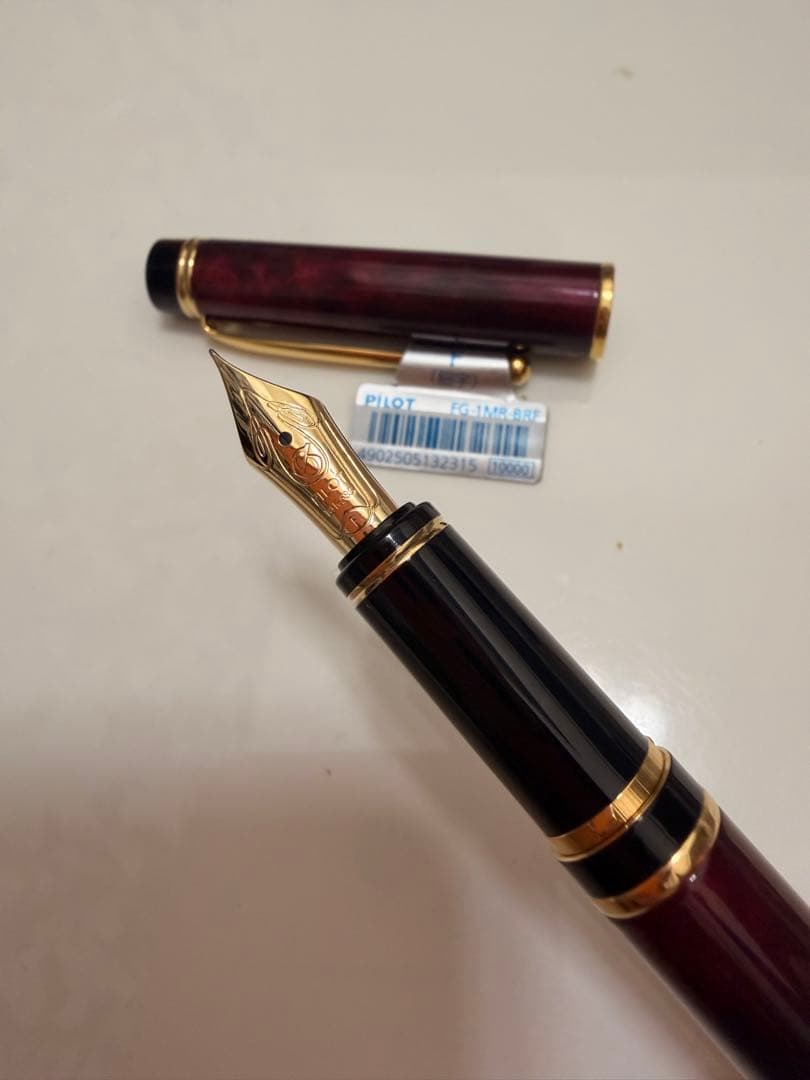 万年筆　パイロット　グランセ　ブラック×レッド　マーブル FG新品　14K
