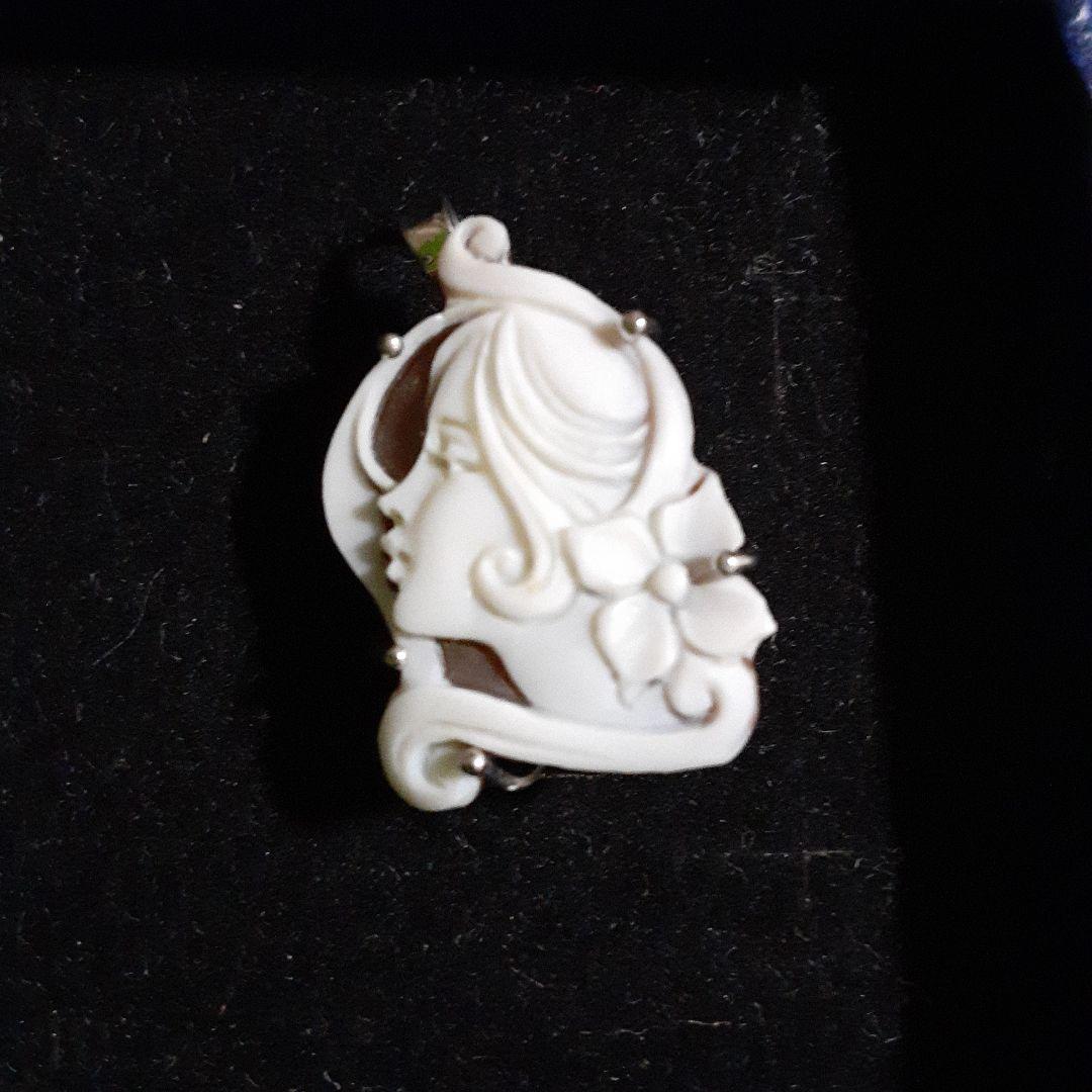 SIMONELLI製 サルドニクス ブローチ