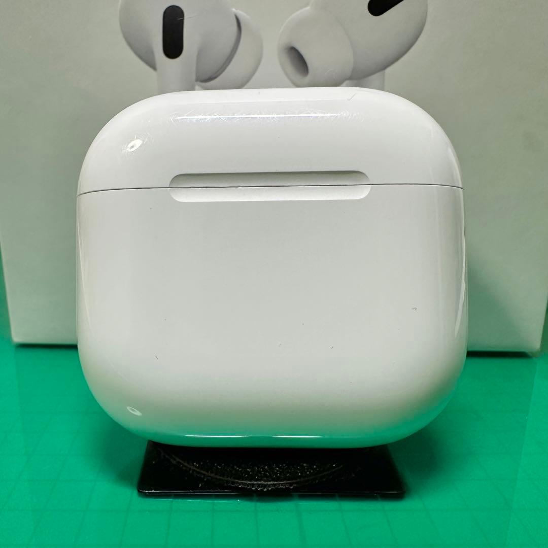 AirPods 第4世代 充電ケース　アクティブノイズキャンセリング(ANC)