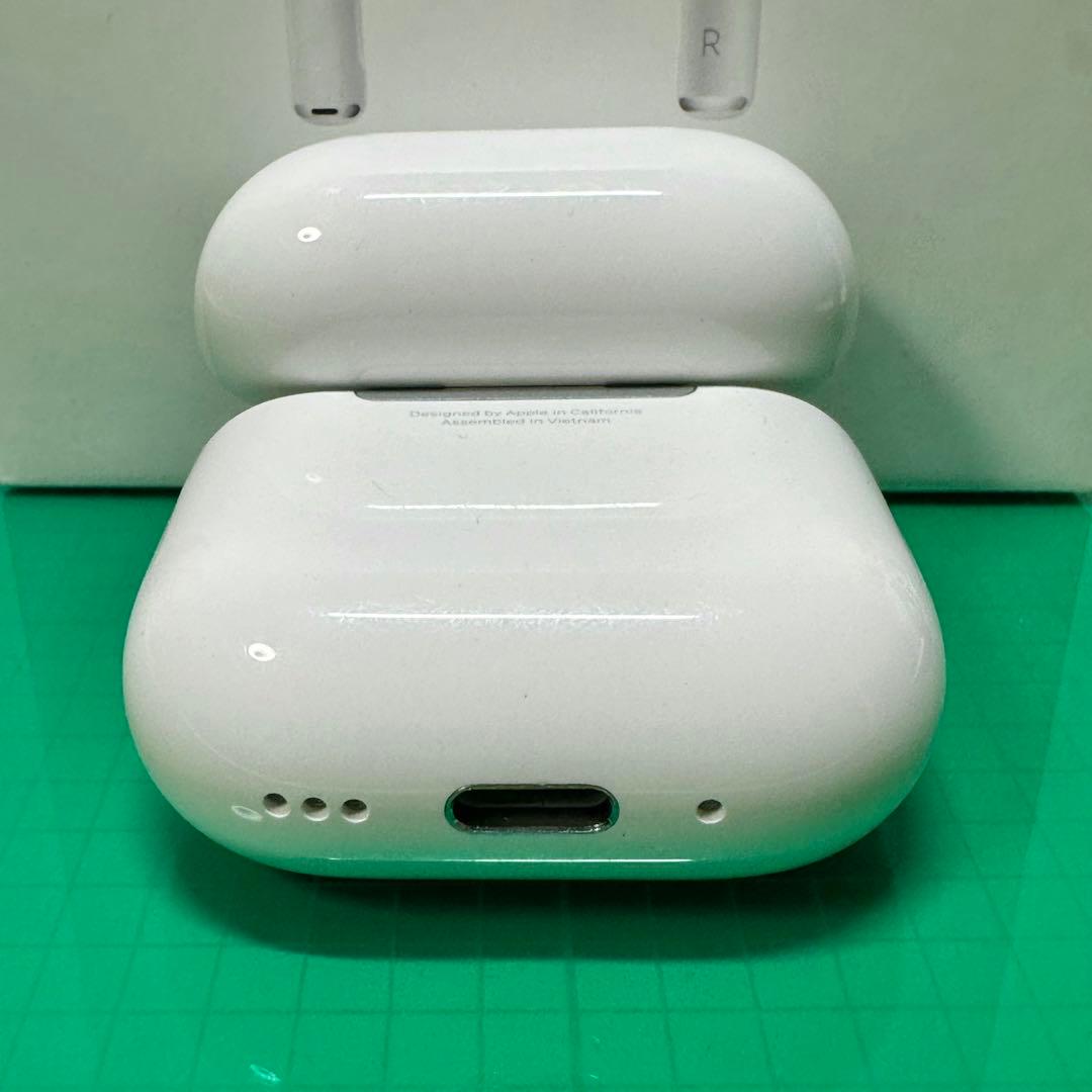 AirPods 第4世代 充電ケース　アクティブノイズキャンセリング(ANC)
