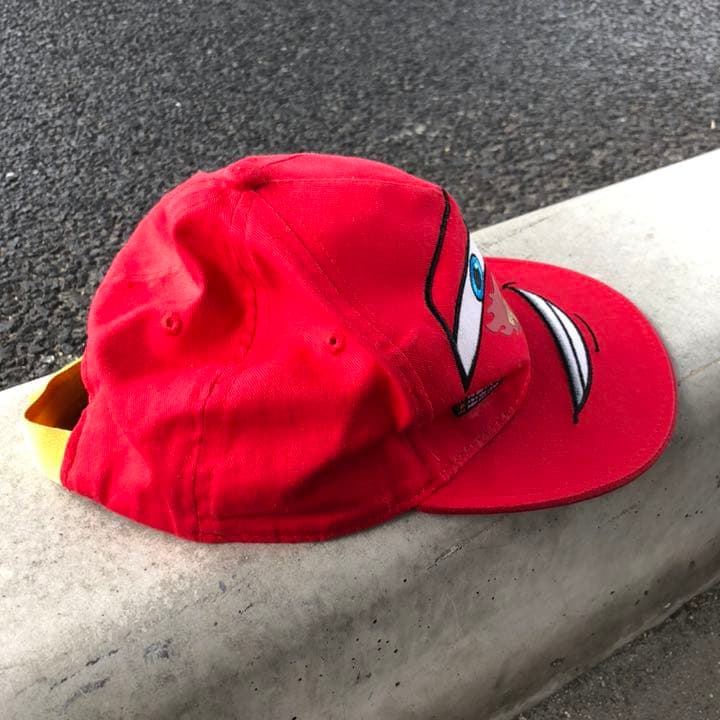 カーズ ライトニング・マックィーン ディズニー ピクサー キャップ 赤